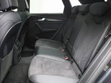 AUDI Q5 advanced 40 TDI qu. HUD  Pano  Kamera  Tour