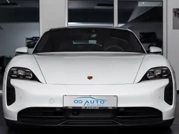 PORSCHE Taycan GTS