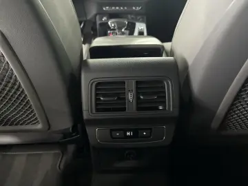 AUDI Q5 40 quattro S LINE AHK ALU20 eKLAPPE NAVI