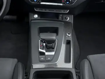 AUDI Q5 Sportback 40 TDI S-TRO QUA S-LINE VC NAV APP