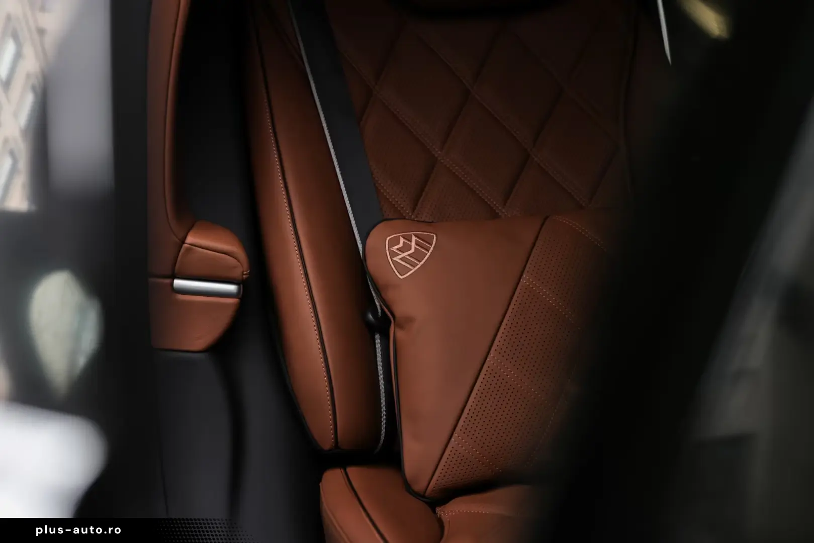 Mercedes-Benz S 680 MAYBACH V12 EDIȚIE   1 DIN 50