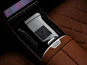 Mercedes-Benz S 680 MAYBACH V12 EDIȚIE   1 DIN 50