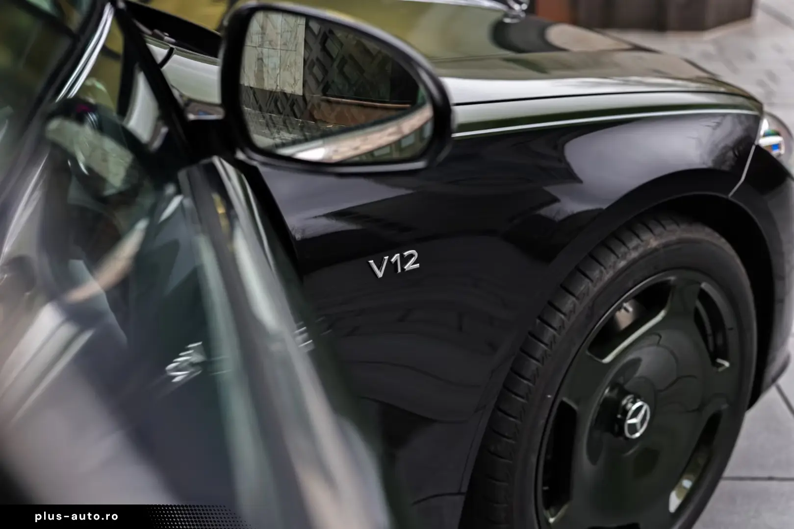 Mercedes-Benz S 680 MAYBACH V12 EDIȚIE   1 DIN 50