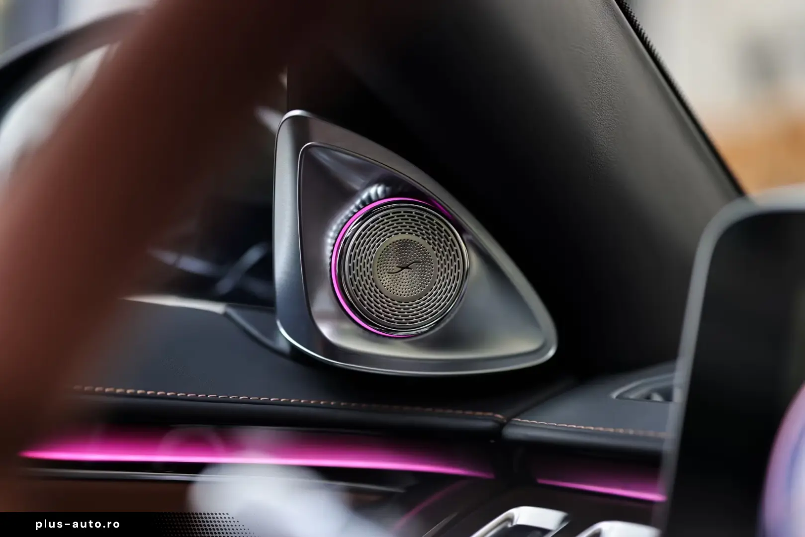 Mercedes-Benz S 680 MAYBACH V12 EDIȚIE   1 DIN 50