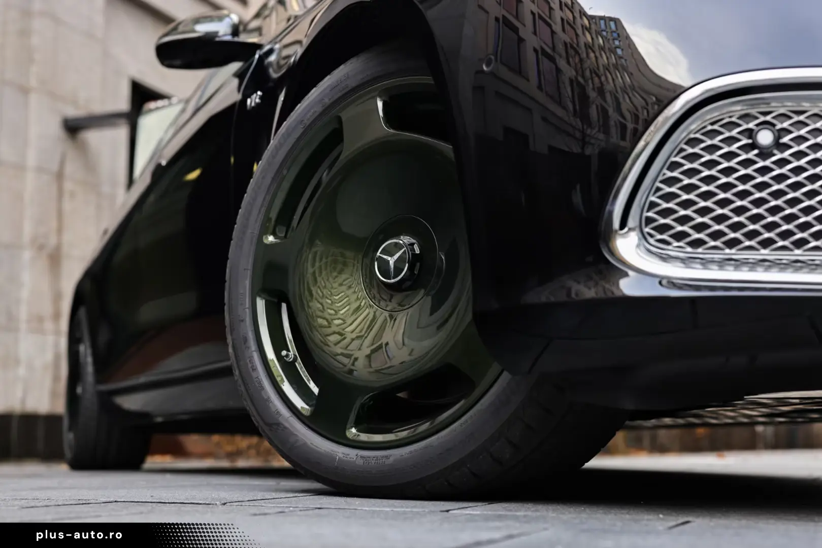 Mercedes-Benz S 680 MAYBACH V12 EDIȚIE   1 DIN 50