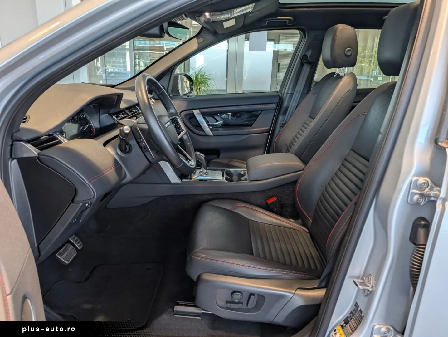 LAND ROVER Discovery Sport P250 R-Dynamic AWD AHK Panorama