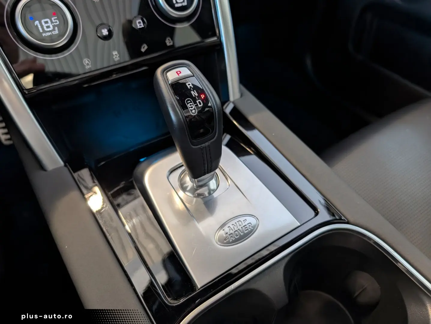 LAND ROVER Discovery Sport P250 R-Dynamic AWD AHK Panorama