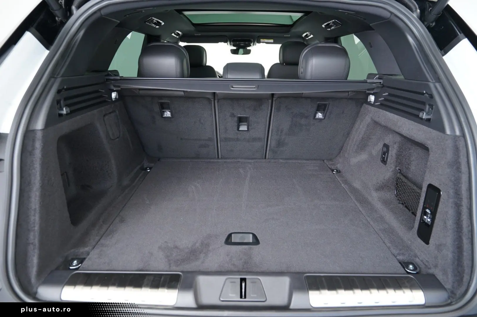 LAND ROVER Range Rover Sport  D250 SE Dynamic SE AHK Pano