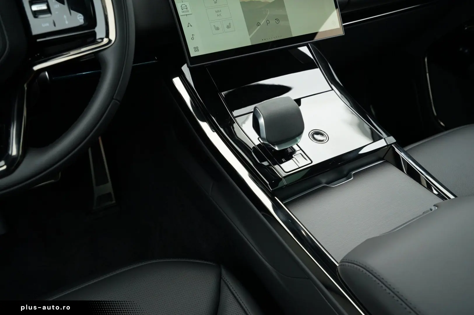 LAND ROVER Range Rover Sport  D250 SE Dynamic SE AHK Pano