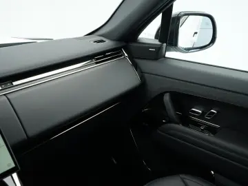 LAND ROVER Range Rover Sport  D250 SE Dynamic SE AHK Pano