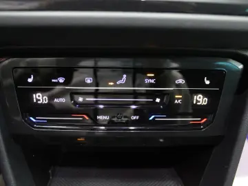 VW Tiguan 1.5 TSI DSG Move NAVI LED PDC