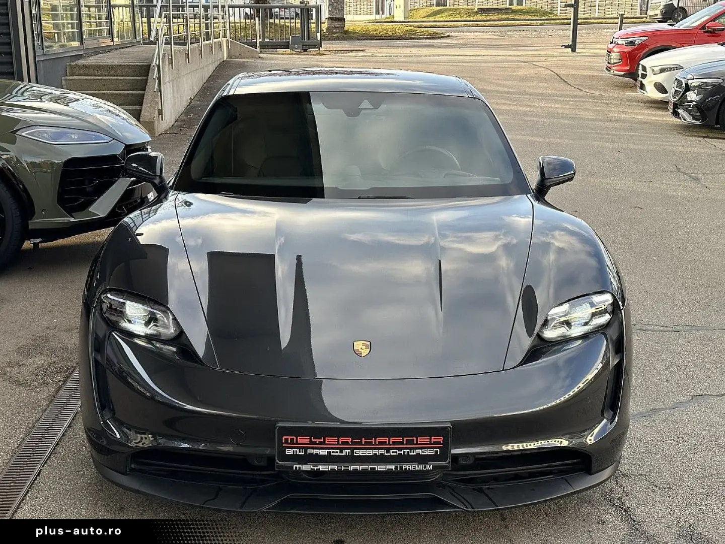 PORSCHE Taycan 4S Performance Batterie Plus   21