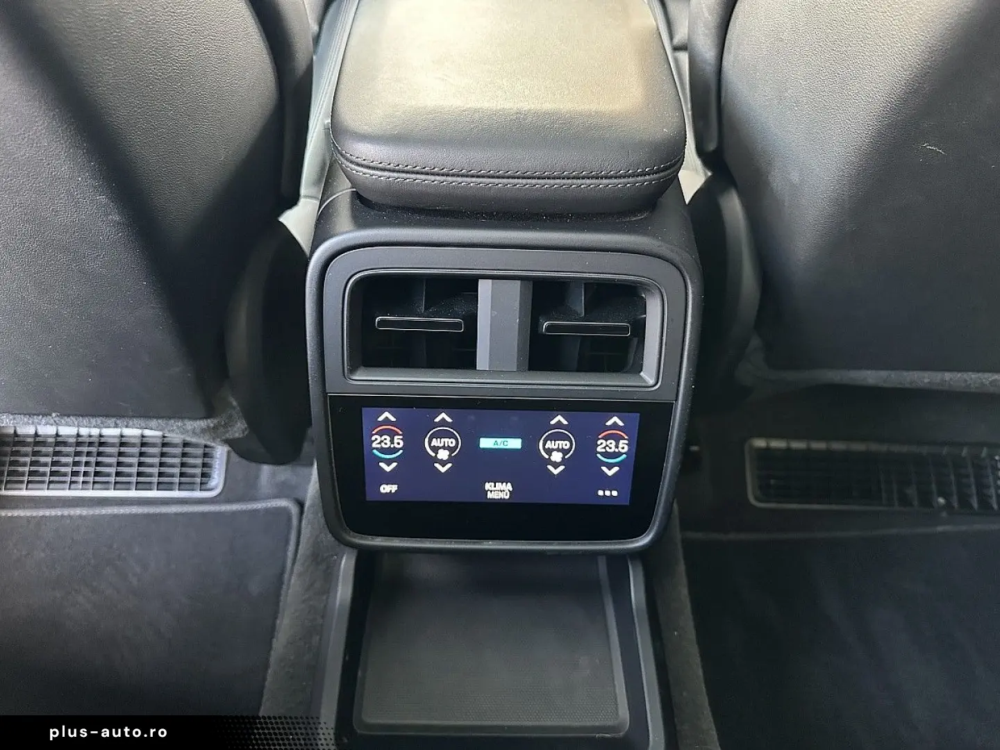 PORSCHE Taycan 4S Performance Batterie Plus   21