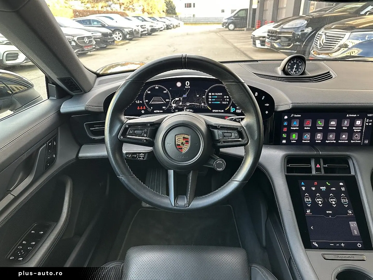 PORSCHE Taycan 4S Performance Batterie Plus   21