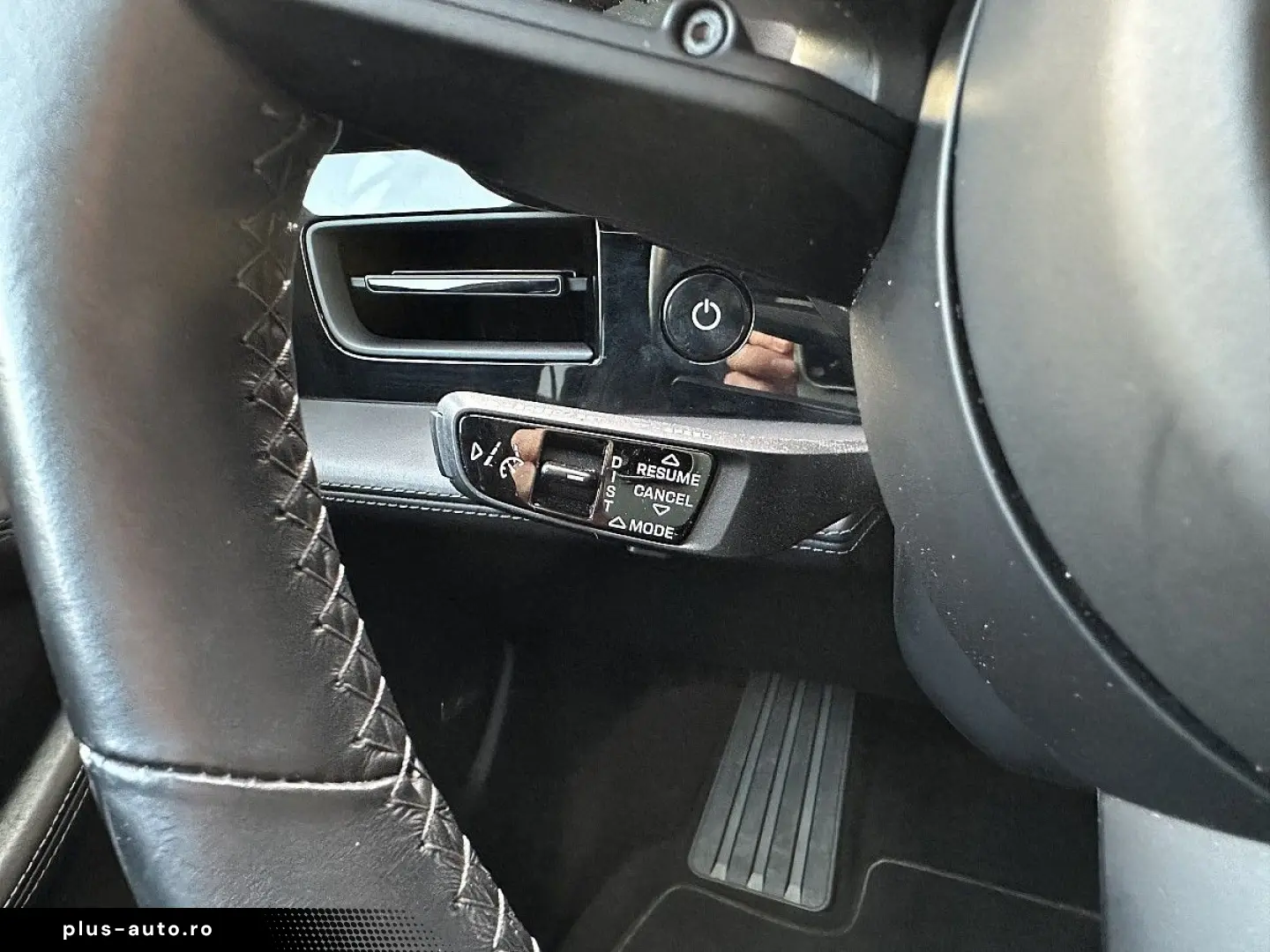 PORSCHE Taycan 4S Performance Batterie Plus   21