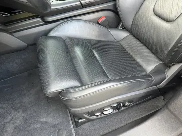 PORSCHE Taycan 4S Performance Batterie Plus   21