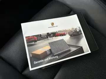 PORSCHE Taycan 4S Performance Batterie Plus   21