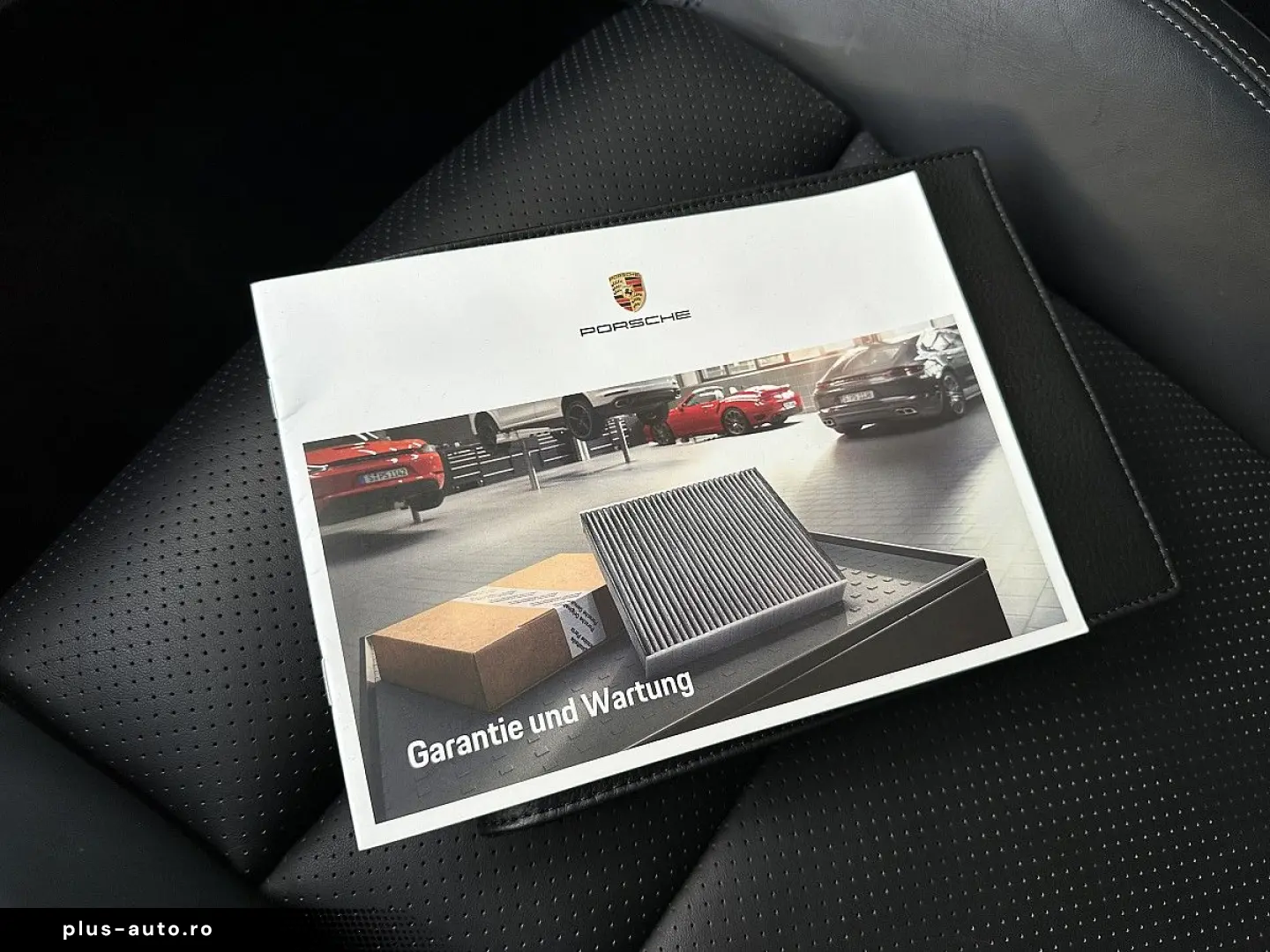 PORSCHE Taycan 4S Performance Batterie Plus   21