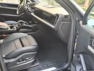 PORSCHE Cayenne S