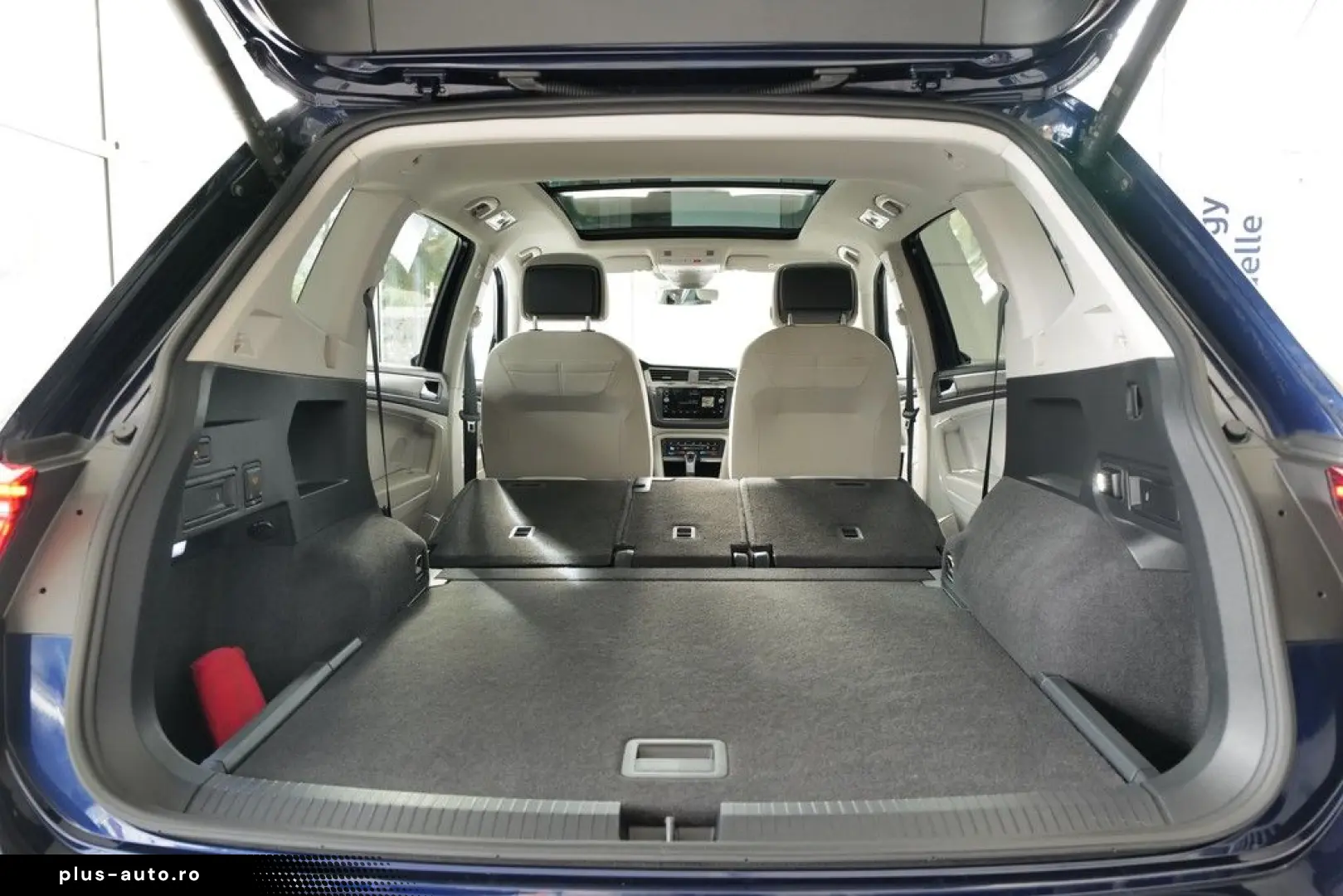 VW Tiguan Allspace 2.0TDI DSG 4MOTION Elegance Pano