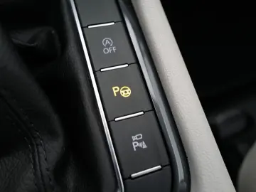 VW Tiguan Allspace 2.0TDI DSG 4MOTION Elegance Pano