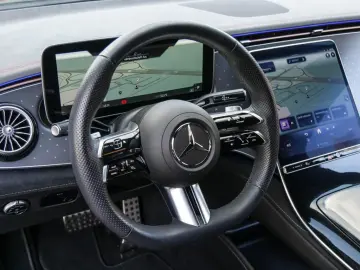 MERCEDES-BENZ EQE 350 4M AMG NIGHT DISTR AHK KEYL BURM 360