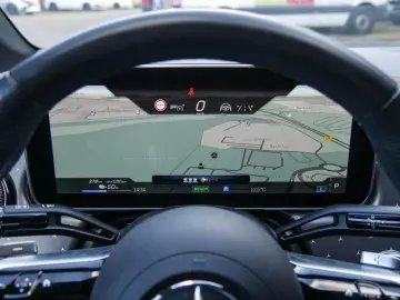 MERCEDES-BENZ EQE 350 4M AMG NIGHT DISTR AHK KEYL BURM 360