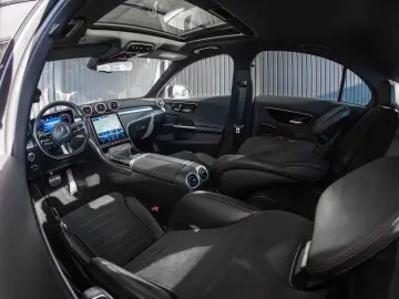 Mercedes-Benz C 300 4Matic 9G-TRONIC AMG Line