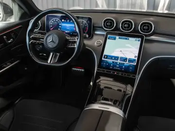 Mercedes-Benz C 300 4Matic 9G-TRONIC AMG Line