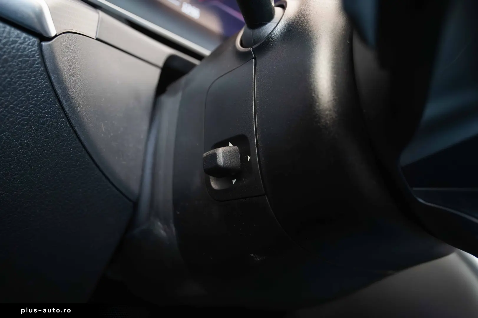 Mercedes-Benz C 300 4Matic 9G-TRONIC AMG Line