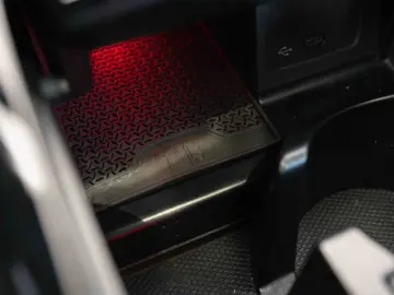 Mercedes-Benz C 300 4Matic 9G-TRONIC AMG Line