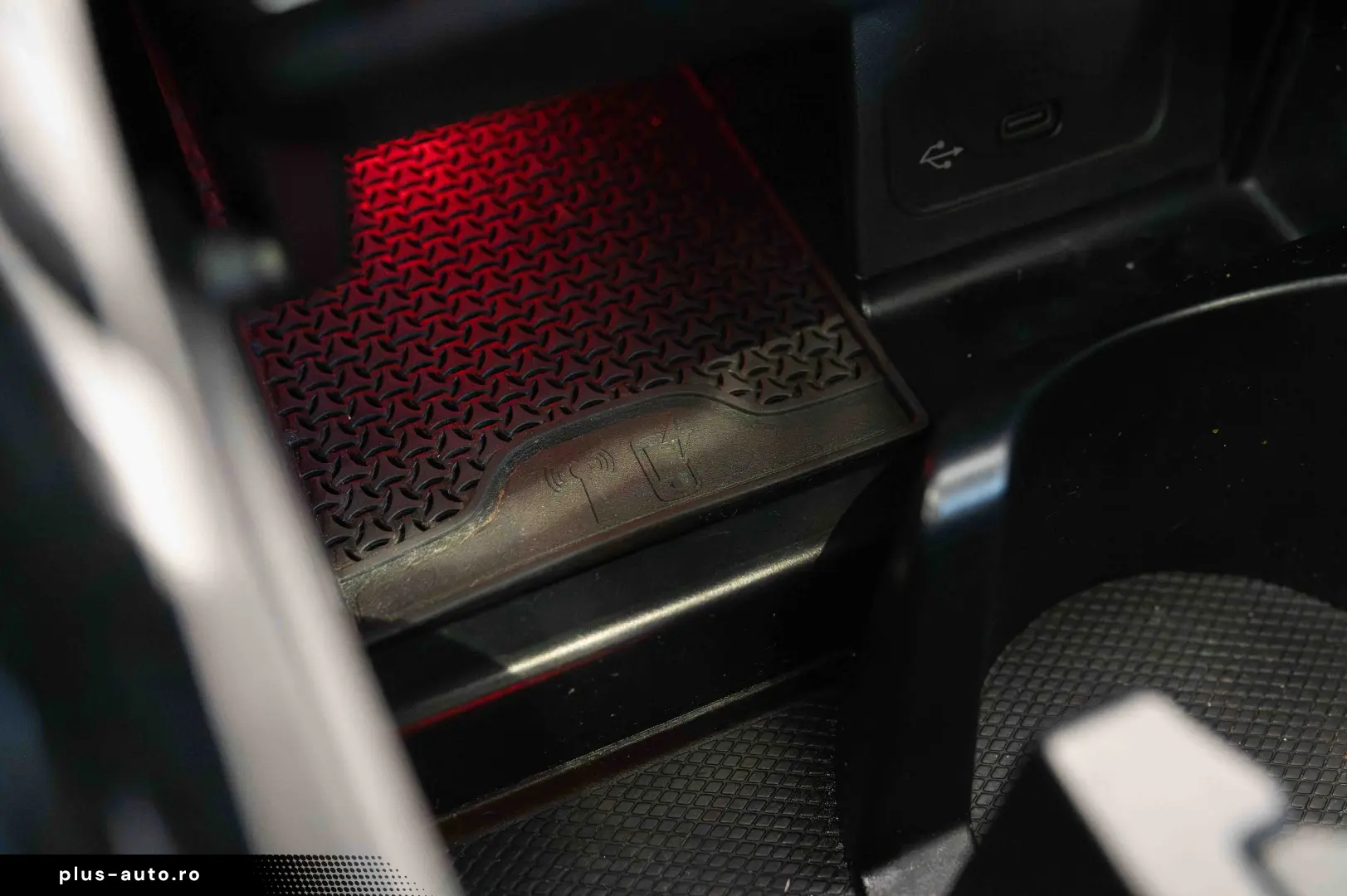 Mercedes-Benz C 300 4Matic 9G-TRONIC AMG Line