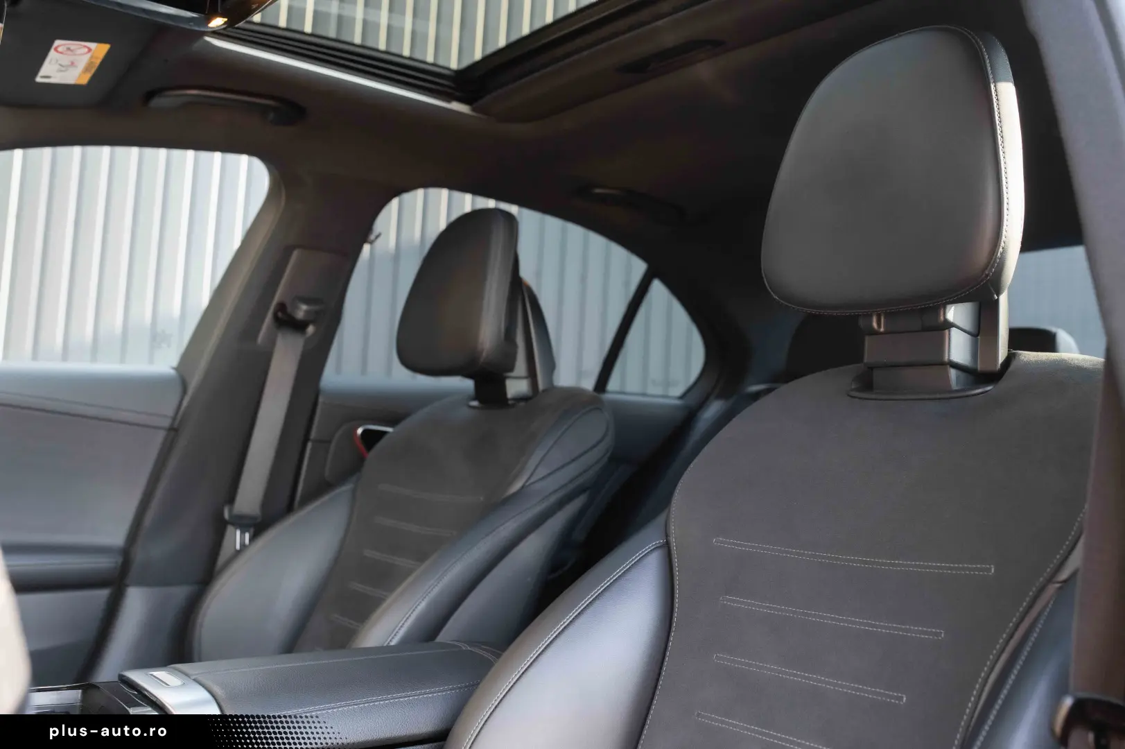 Mercedes-Benz C 300 4Matic 9G-TRONIC AMG Line