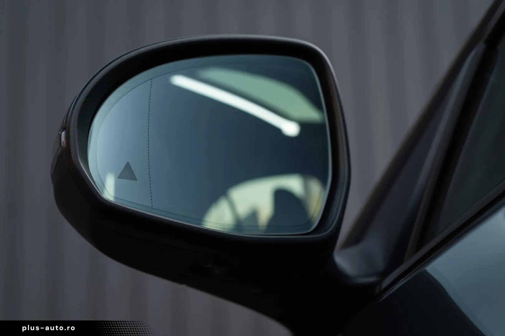 Mercedes-Benz C 300 4Matic 9G-TRONIC AMG Line