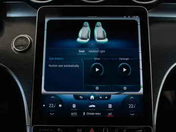 Mercedes-Benz C 300 4Matic 9G-TRONIC AMG Line