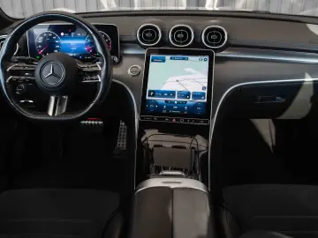 Mercedes-Benz C 300 4Matic 9G-TRONIC AMG Line