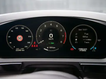 PORSCHE Cayenne E-Hybrid