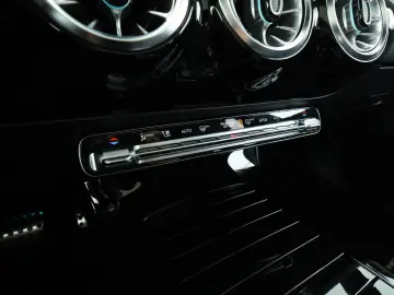 MERCEDES-BENZ A 220 4M AMG Multibeam Burmester Pano &hellip;