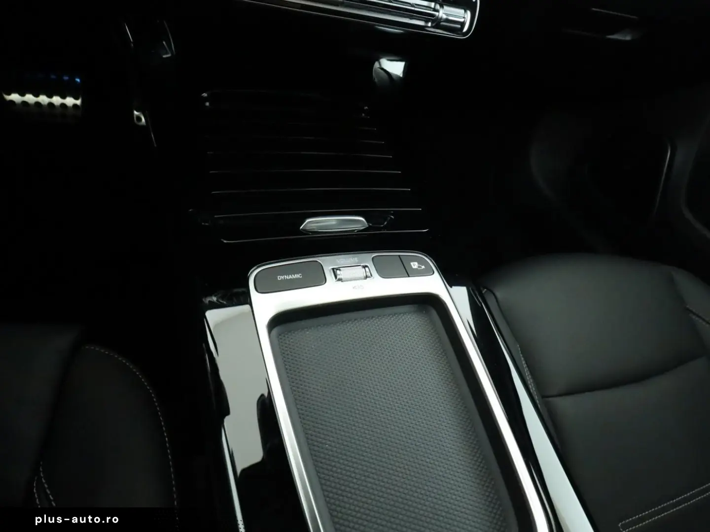 MERCEDES-BENZ A 220 4M AMG Multibeam Burmester Pano &hellip;