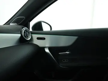 MERCEDES-BENZ A 220 4M AMG Multibeam Burmester Pano &hellip;