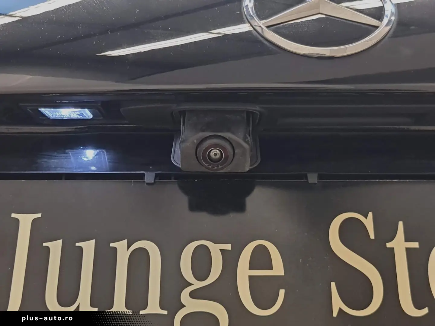 MERCEDES-BENZ A 200 AMG Totwinkel Spurhalte Keyless SHZ LED