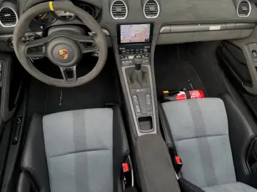 Porsche 718 Boxster Spyder RS GT4 Weissach Magnesiumfel