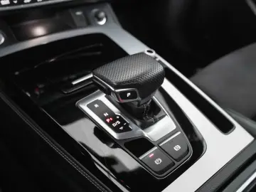 Audi Q5 50 TFSIe quattro S tronic S line