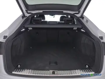 AUDI Q8 Sportback 50 e-tron