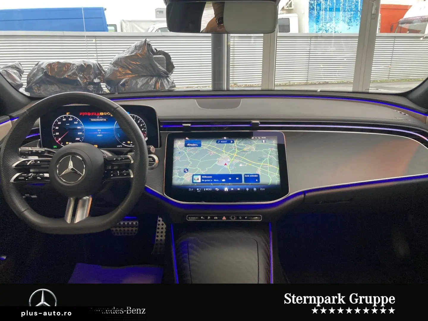 MERCEDES-BENZ E 300 deT 4M AMG Airmatic Pano AHK Dis&hellip;