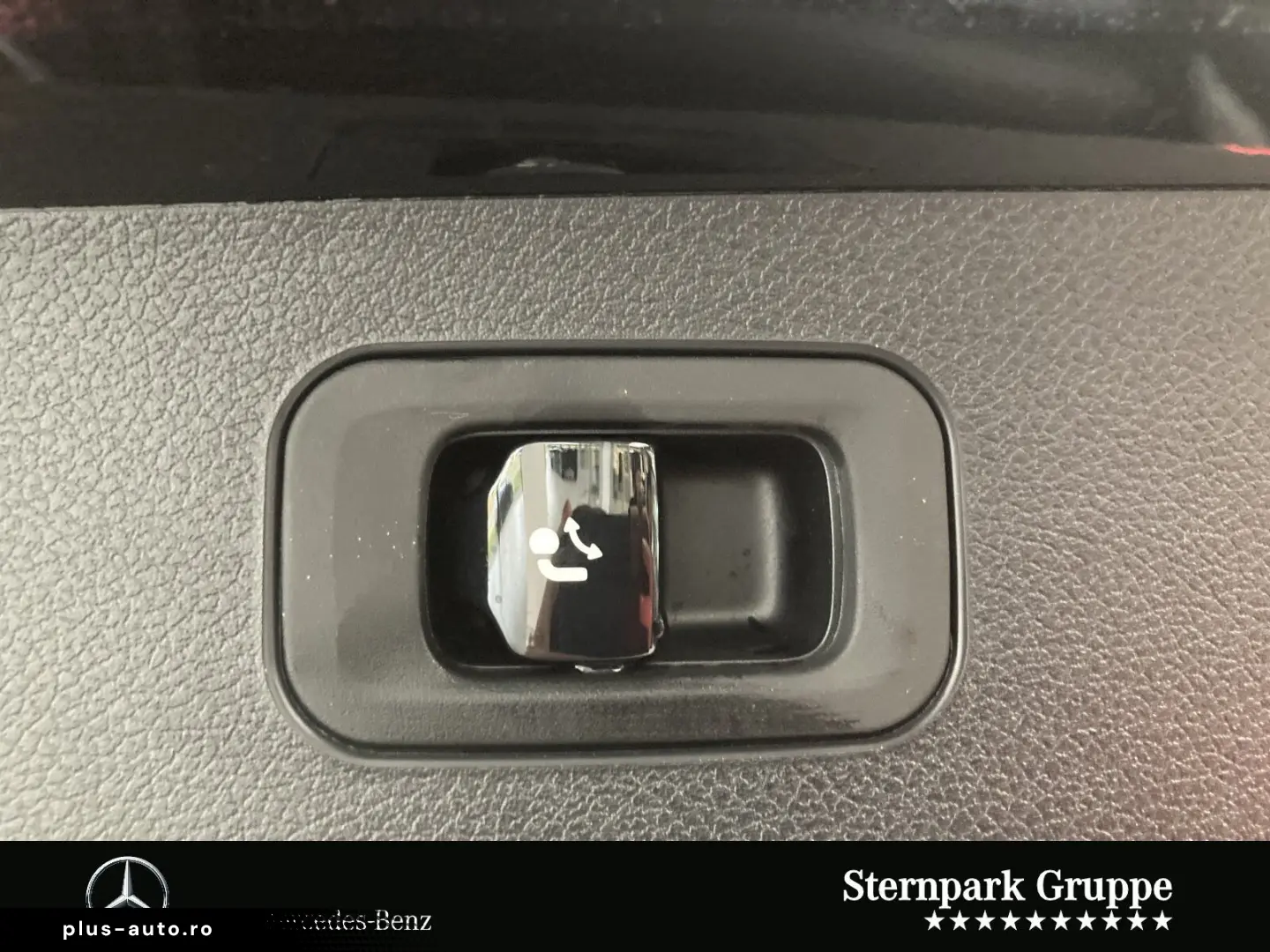 MERCEDES-BENZ E 300 deT 4M AMG Airmatic Pano AHK Dis&hellip;