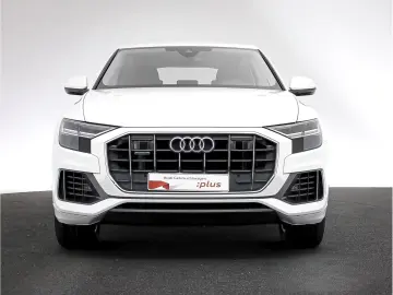AUDI Q8 TFSI e