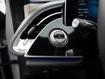 MERCEDES-BENZ E 220 d 4M AMG-Sport Super Pano Burm AHK Night