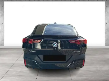 BMW iX2 eDrive20