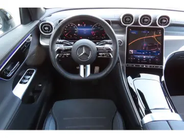 MERCEDES-BENZ GLC 300 AMG Line Night 4Matic